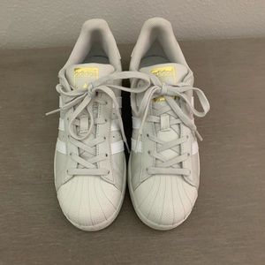 adidas superstar talc